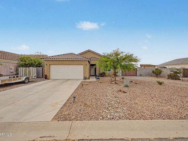 9560 W KRAMER Place, Arizona City, AZ 85123