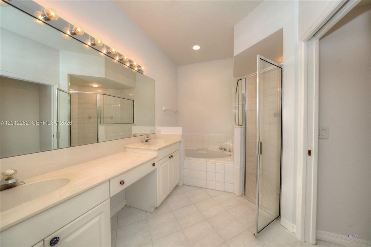 3781 NW Willow Creek Dr , Jensen Beach, FL 34957 Photo