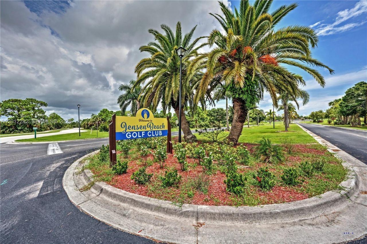 3781 NW Willow Creek Dr , Jensen Beach, FL 34957 Photo