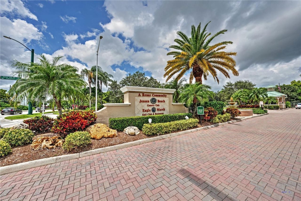 3781 NW Willow Creek Dr , Jensen Beach, FL 34957 Photo