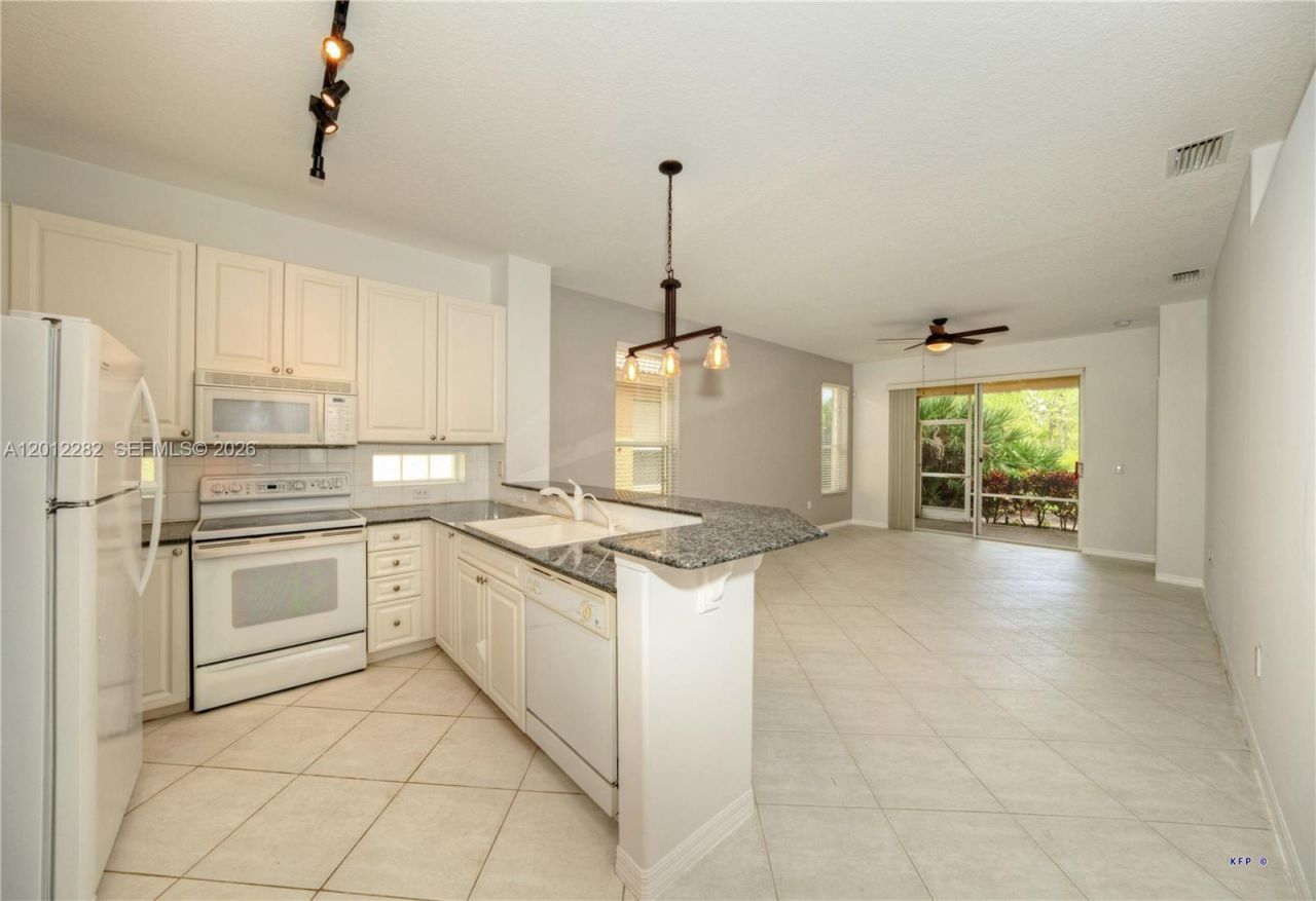 3781 NW Willow Creek Dr , Jensen Beach, FL 34957 Photo