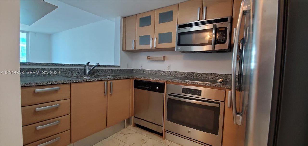 2101 Brickell Ave , Unit 1808, Miami, FL 33129 Photo