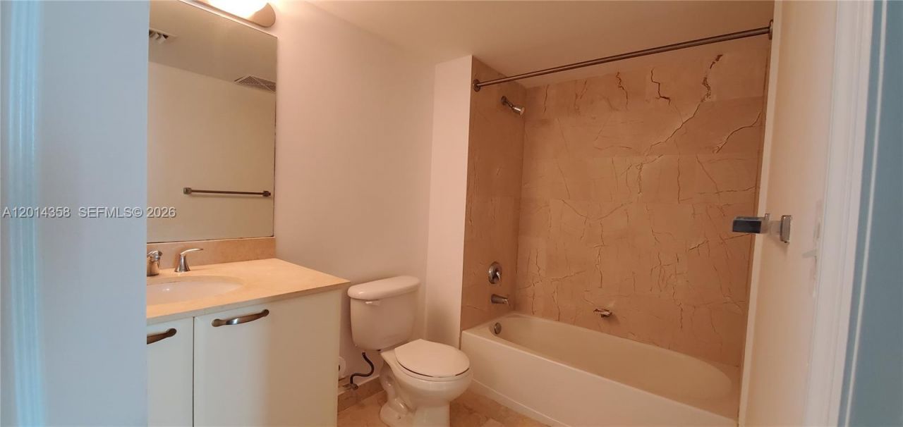 2101 Brickell Ave , Unit 1808, Miami, FL 33129 Photo
