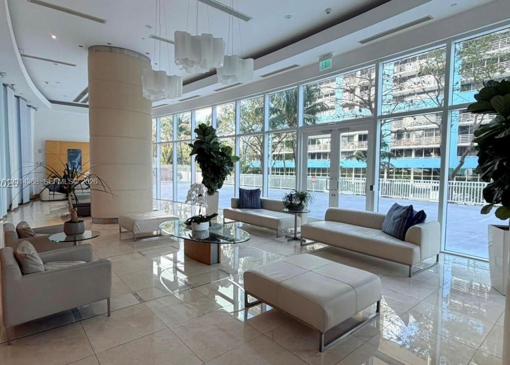 2101 Brickell Ave , Unit 1808, Miami, FL 33129 Photo