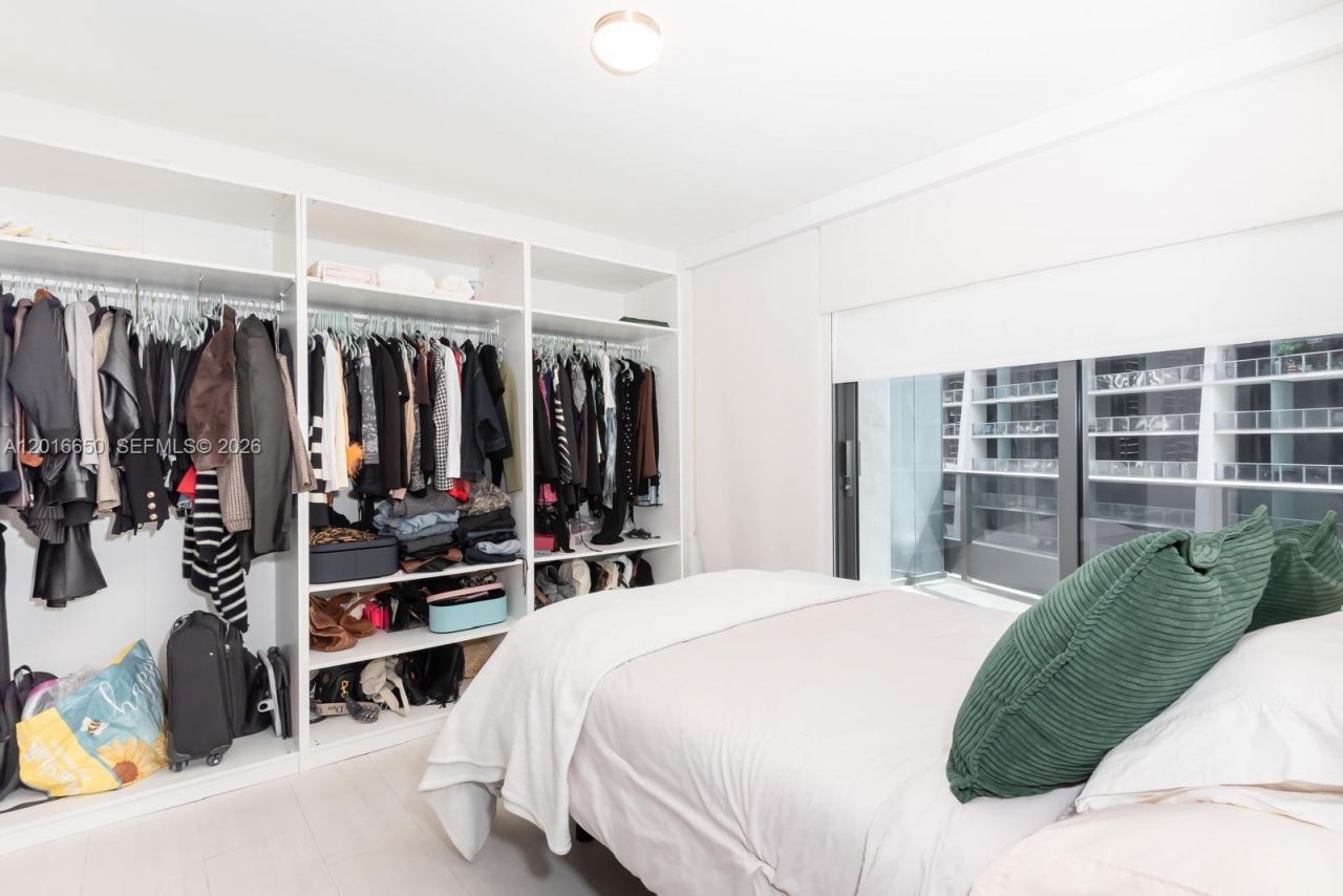 1000 Brickell Plz , Unit 2603, Miami, FL 33131 Photo