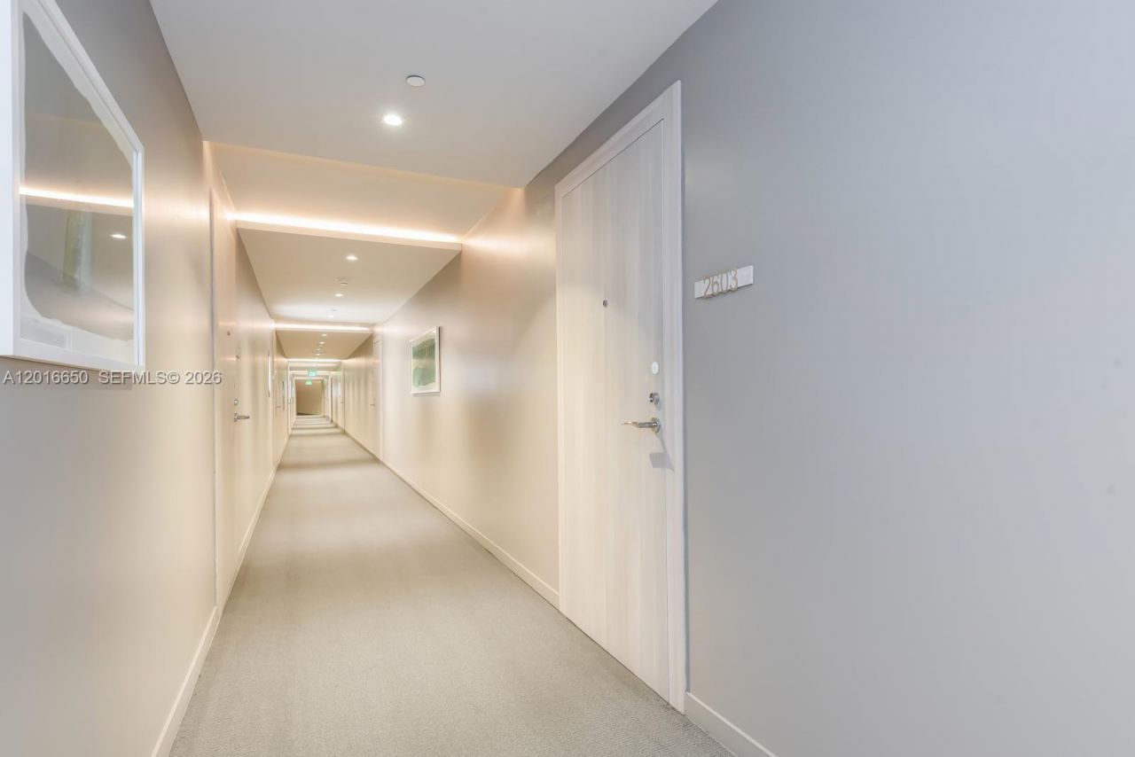 1000 Brickell Plz , Unit 2603, Miami, FL 33131 Photo
