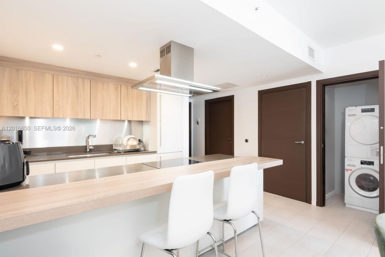 1000 Brickell Plz , Unit 2603, Miami, FL 33131 Photo