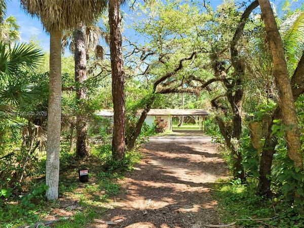 2865 Riverland Rd , Fort Lauderdale, FL 33312