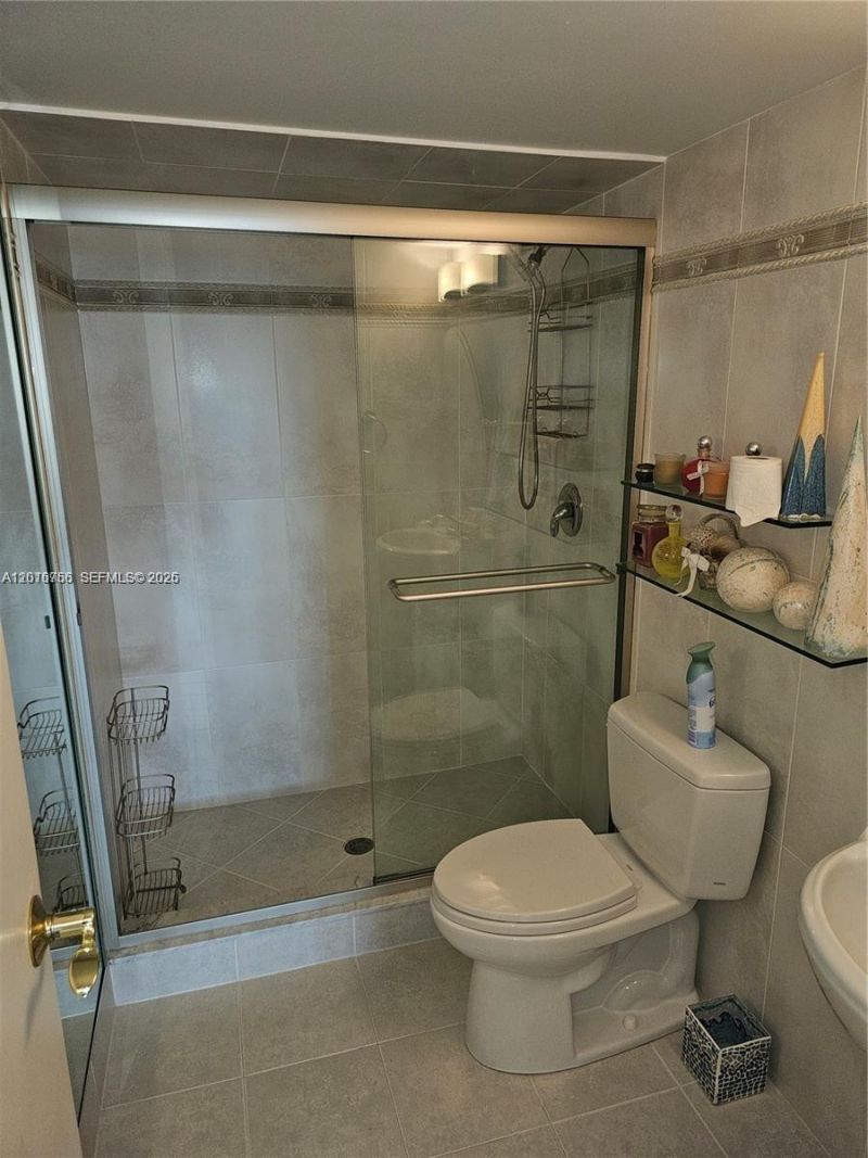 2049 S Ocean Dr , Unit PH1, Hallandale Beach, FL 33009 Photo