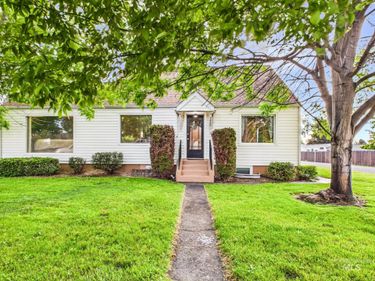 3422 6th St, Lewiston, ID 83501