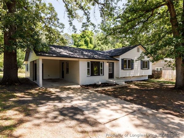 1034 Riverside Circle, Spring Lake, NC 28390