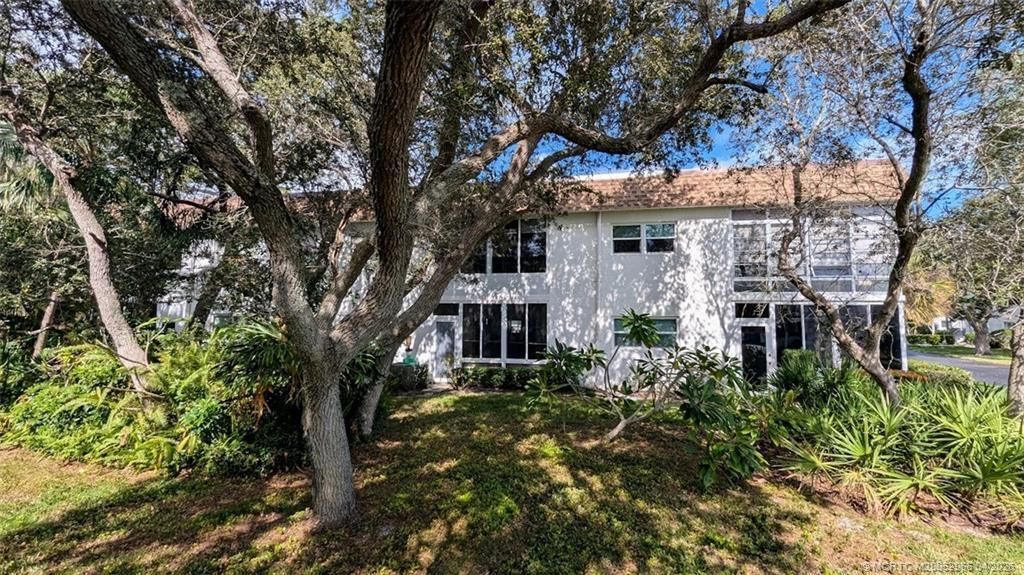 2950 SE Ocean Boulevard, Unit 5-2, Stuart, FL 34996 Photo