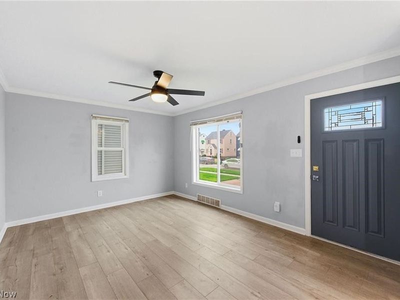 2819 Lincoln Avenue, Parma, OH 44134 Photo 5