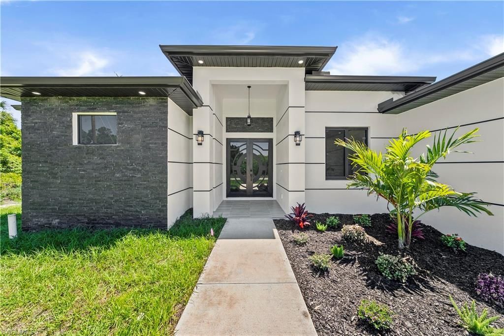 3621 4th St W, Lehigh Acres, FL 33971 Photo