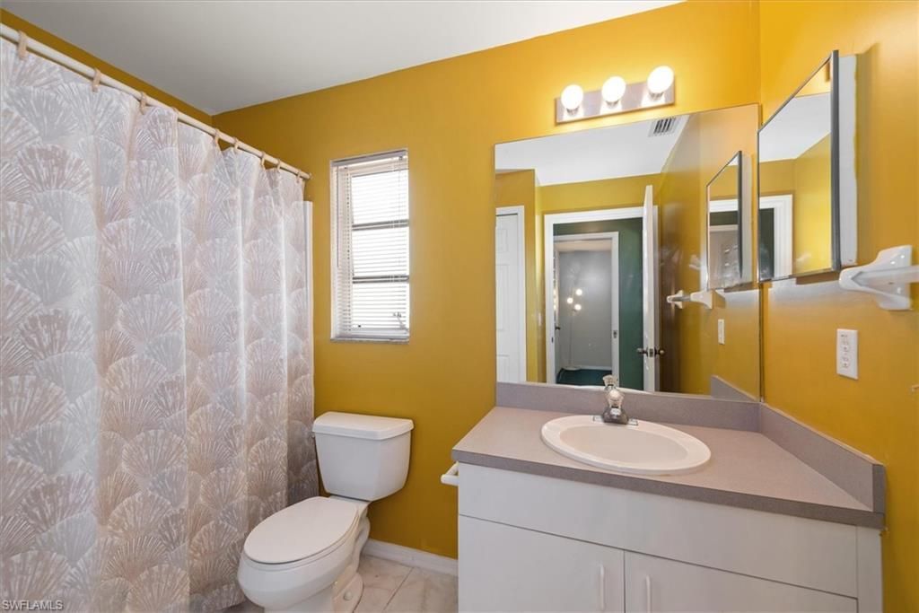 6211 Castlewood Cir, Fort Myers, FL 33905 Photo