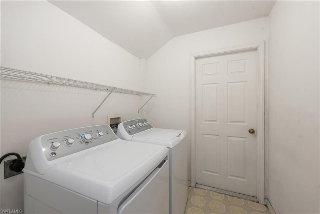 6211 Castlewood Cir, Fort Myers, FL 33905 Photo