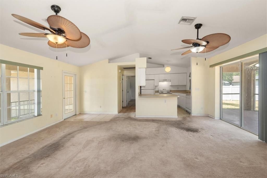 6211 Castlewood Cir, Fort Myers, FL 33905 Photo