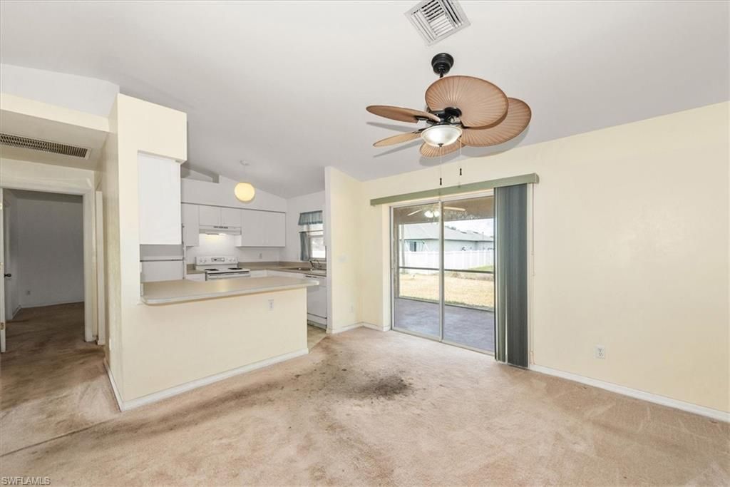 6211 Castlewood Cir, Fort Myers, FL 33905 Photo