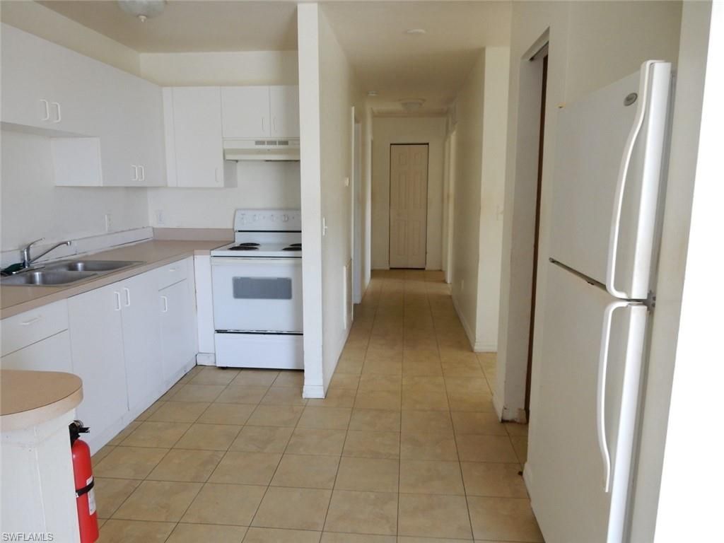 899 Ridgeway Dr, North Fort Myers, FL 33903 Photo
