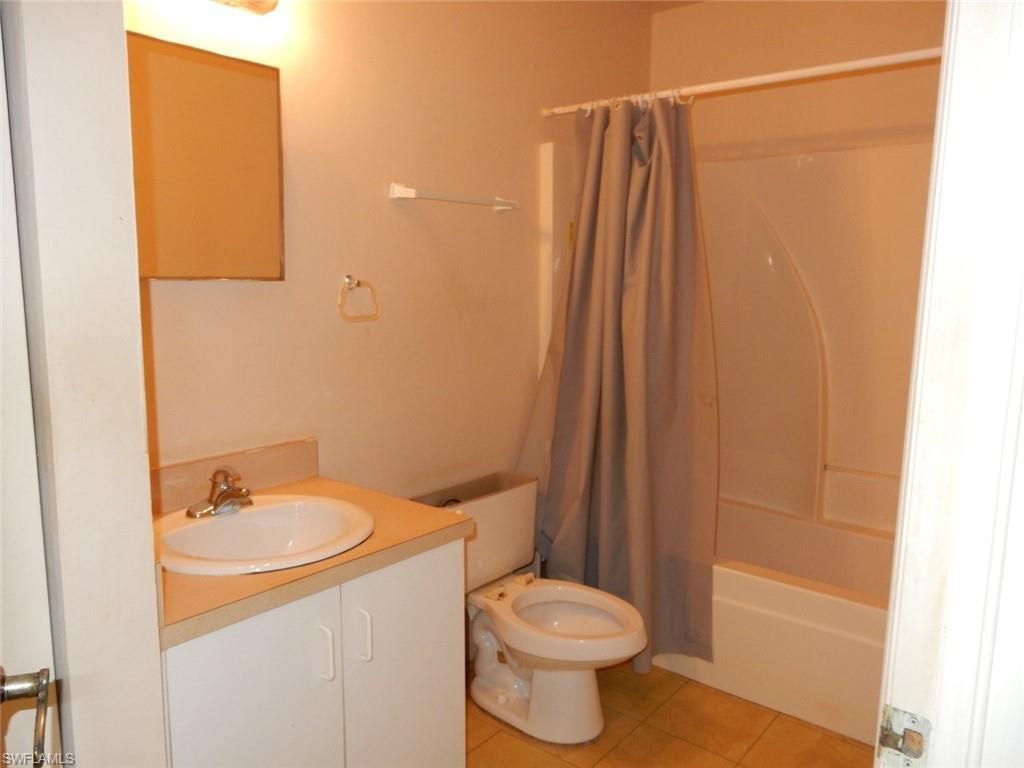 899 Ridgeway Dr, North Fort Myers, FL 33903 Photo