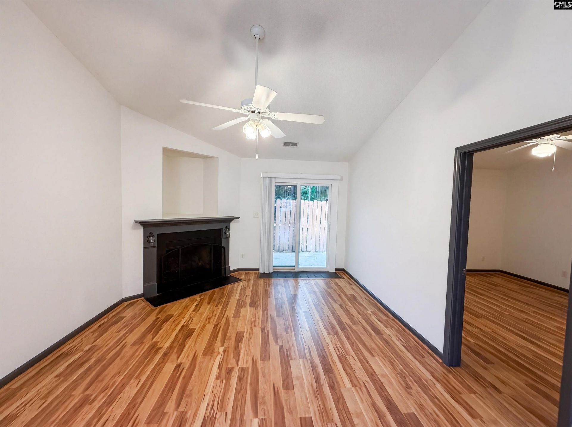129 Weatherstone Road  Photo 11