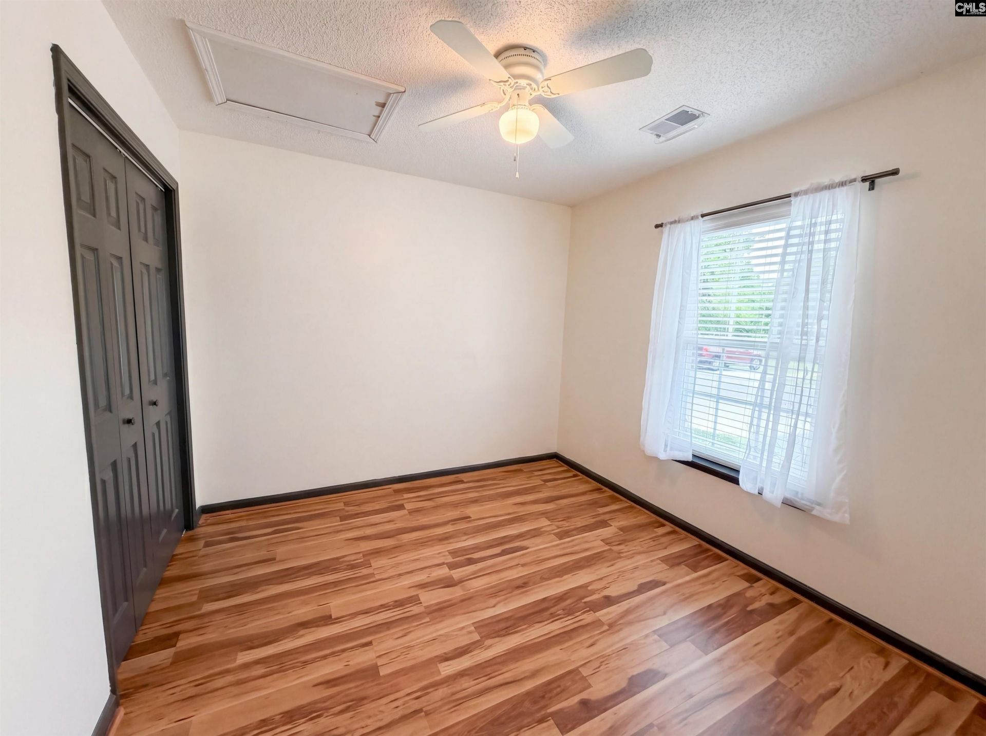 129 Weatherstone Road Photo 13