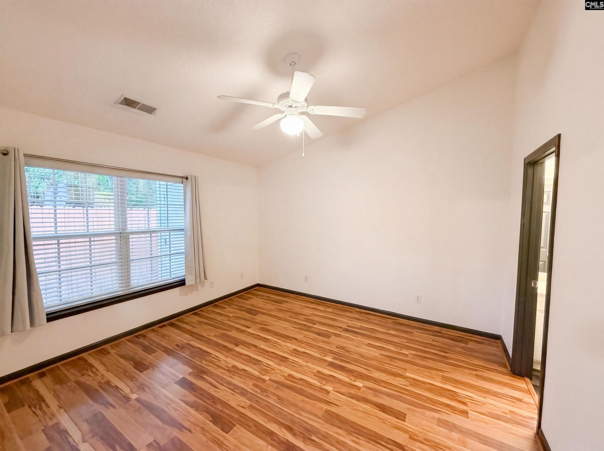129 Weatherstone Road Photo 15