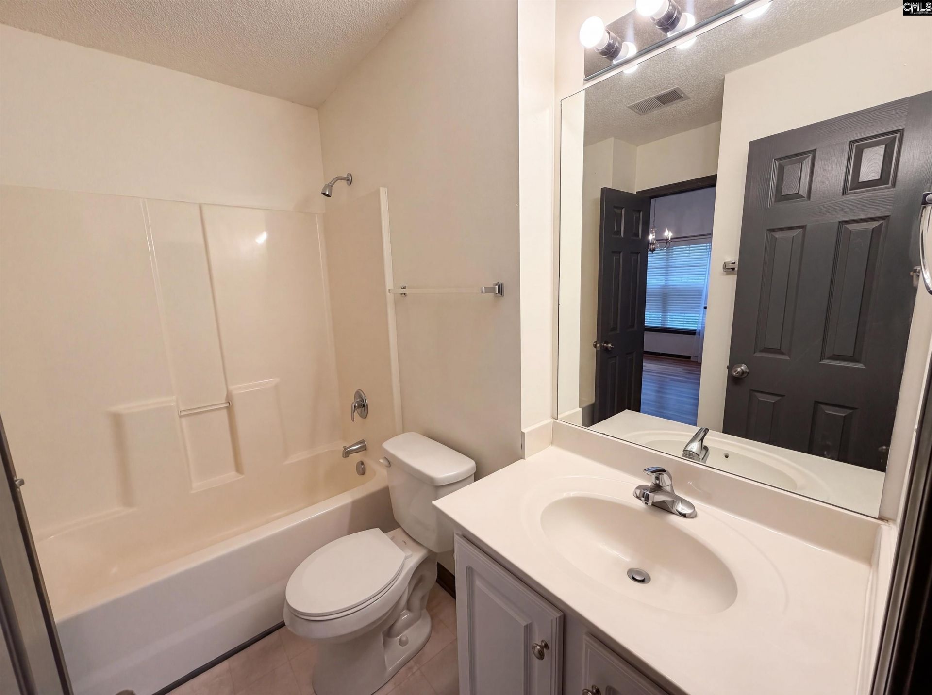 129 Weatherstone Road Photo 16