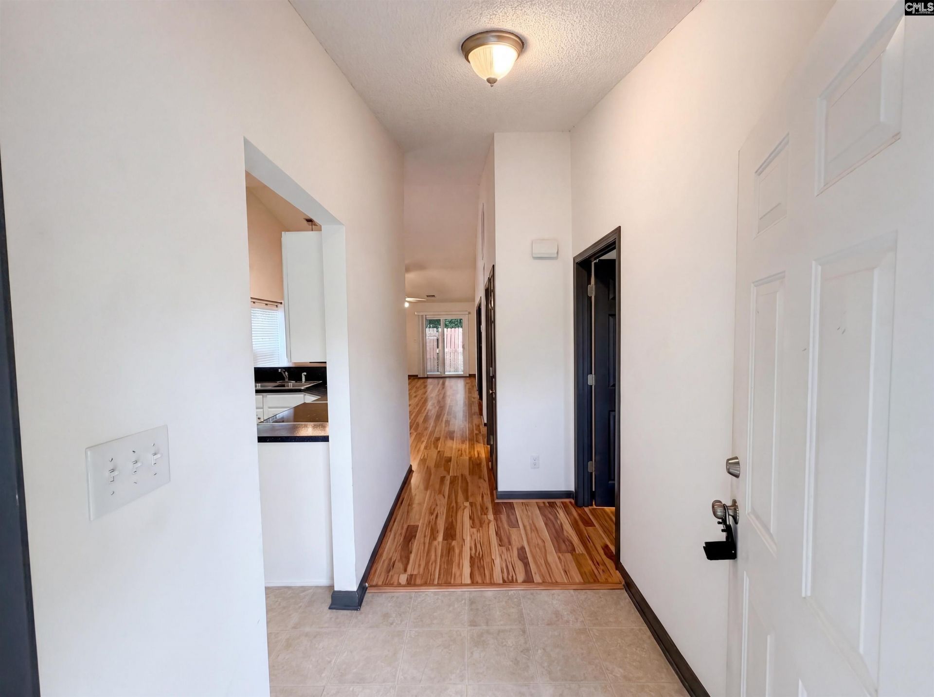 129 Weatherstone Road  Photo 6