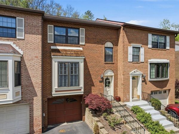 642 Woodcrest Drive, Pittsburgh, PA 15205