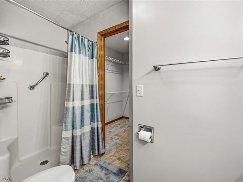 111 Greenfield Oval NW, Warren, OH 44483 Photo 38