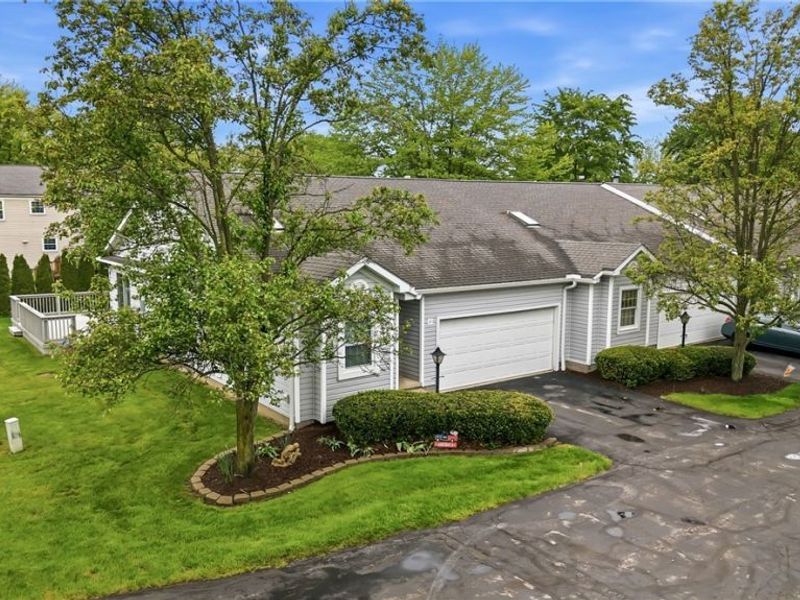 111 Greenfield Oval NW, Warren, OH 44483 Photo 4
