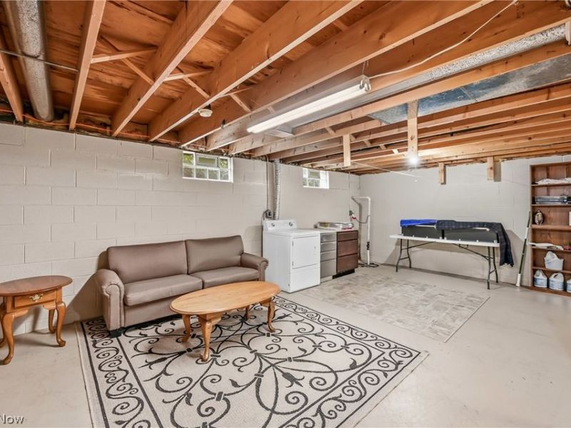 111 Greenfield Oval NW, Warren, OH 44483 Photo 41