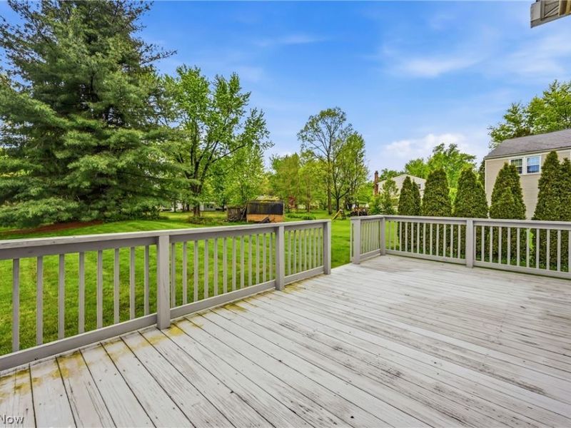 111 Greenfield Oval NW, Warren, OH 44483 Photo 9