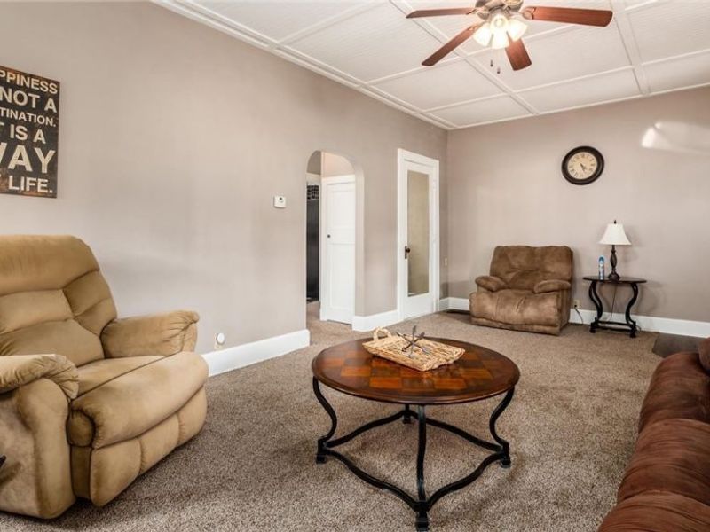 401 N 9th Street, Cambridge, OH 43725 Photo 6