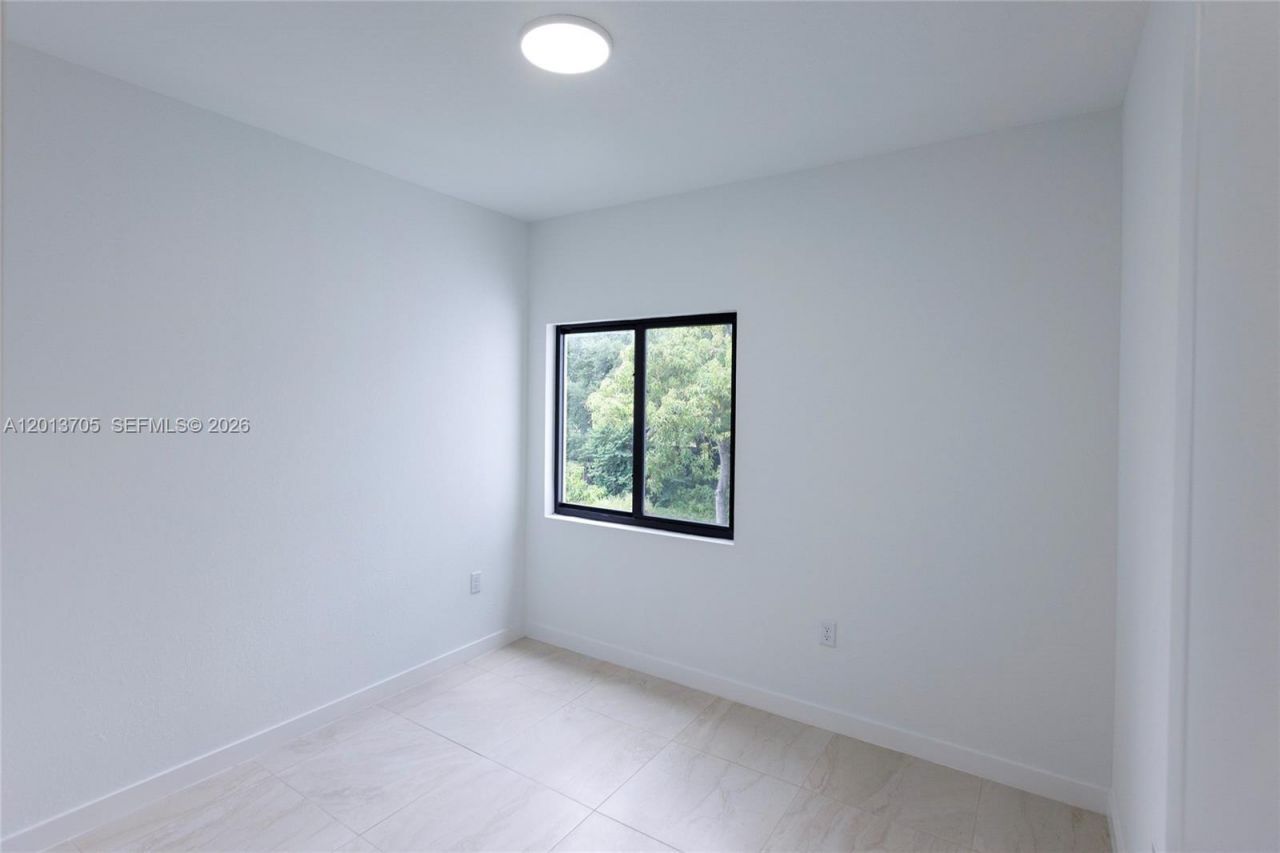 2969 NW 59 St, Miami, FL 33142 Photo