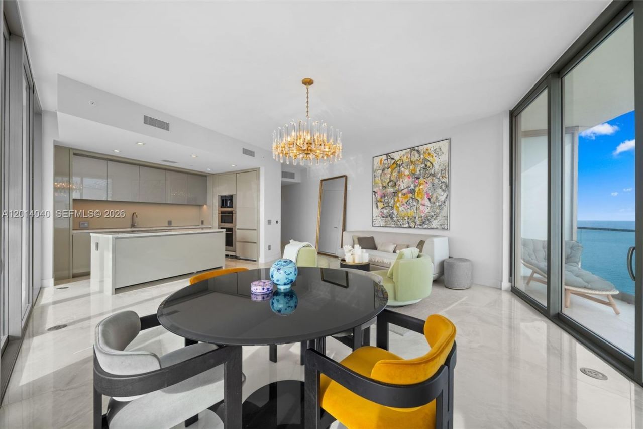 18975 Collins Ave, Unit 3205, Sunny Isles Beach, FL 33160 Photo