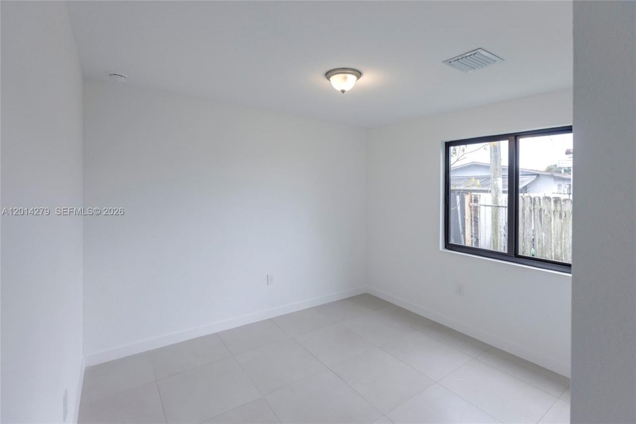 9151 NW 32 Ave, Miami, FL 33147 Photo