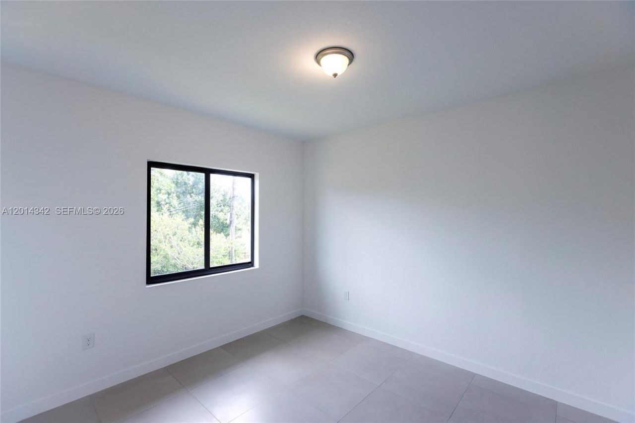 9155 NW 32 Ave, Miami, FL 33147 Photo