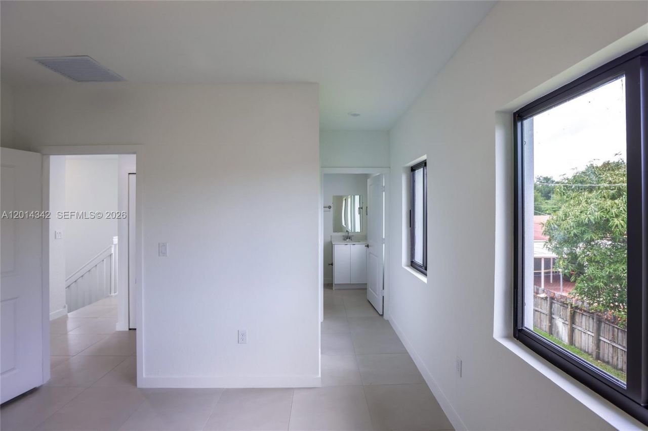 9155 NW 32 Ave, Miami, FL 33147 Photo