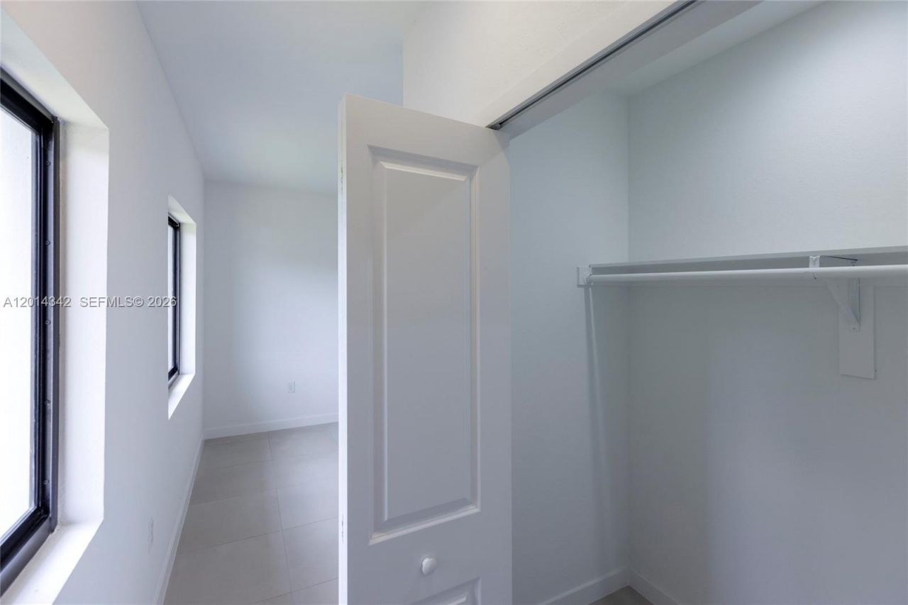 9155 NW 32 Ave, Miami, FL 33147 Photo