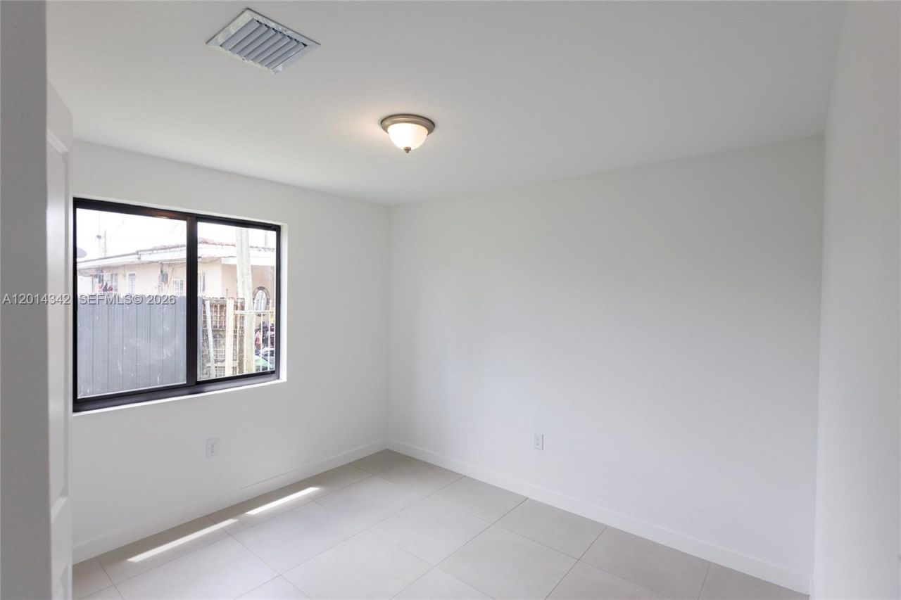 9155 NW 32 Ave, Miami, FL 33147 Photo