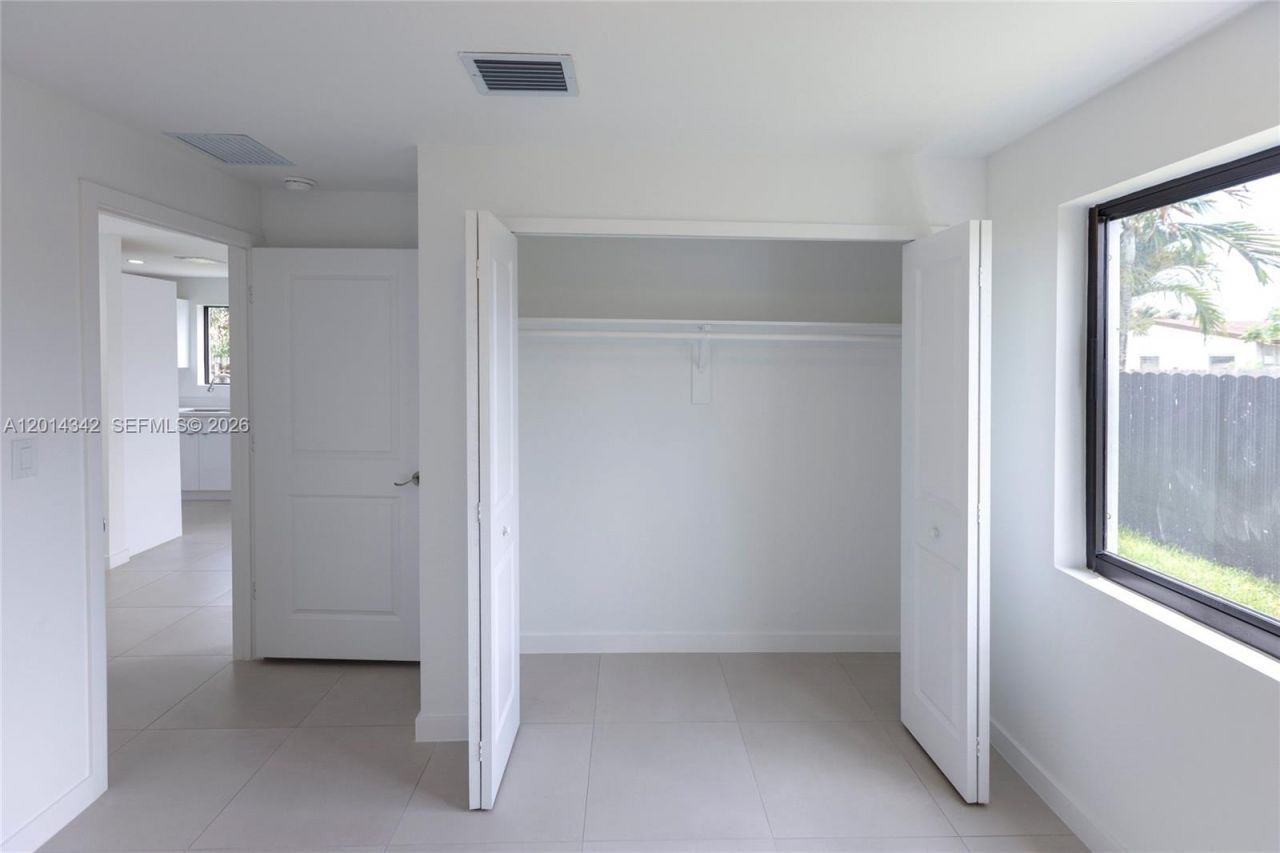 9155 NW 32 Ave, Miami, FL 33147 Photo