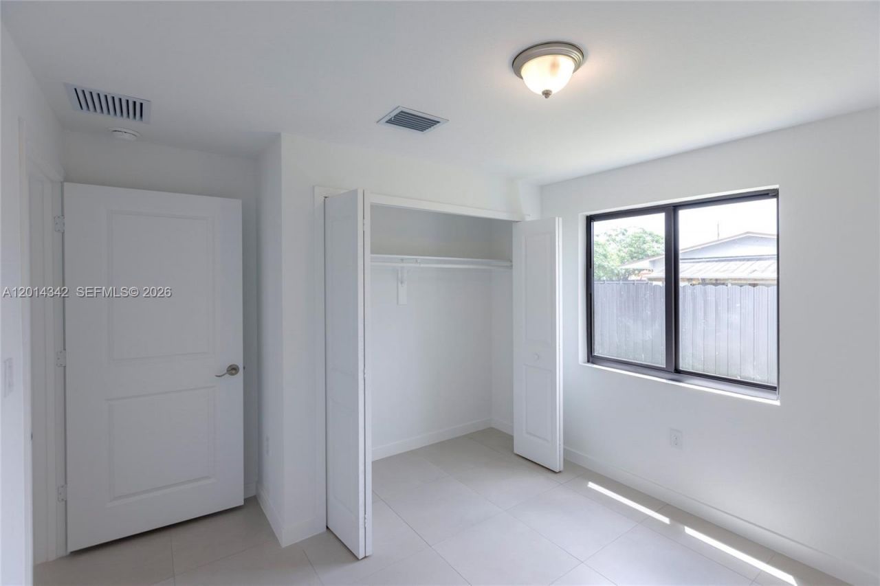 9155 NW 32 Ave, Miami, FL 33147 Photo