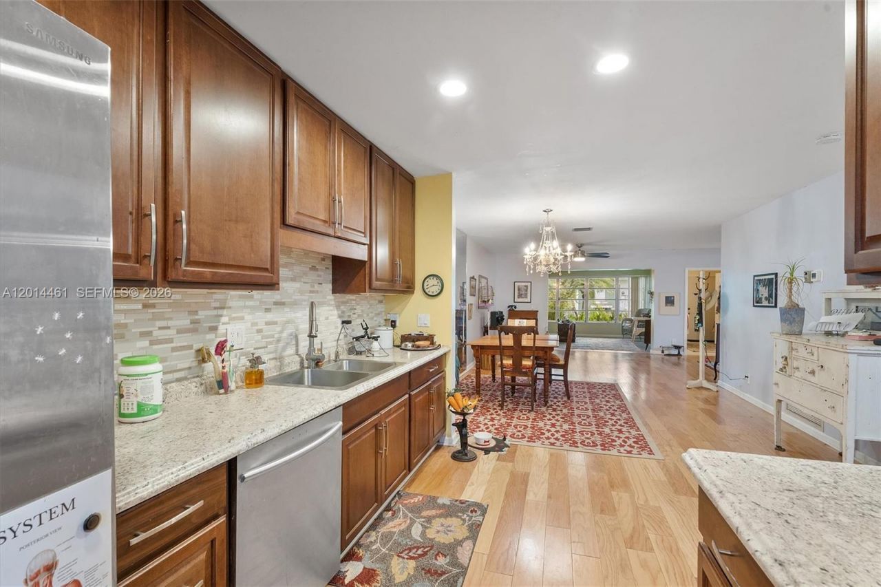 2638 E Gately Dr E, Unit 85, West Palm Beach, FL 33415 Photo