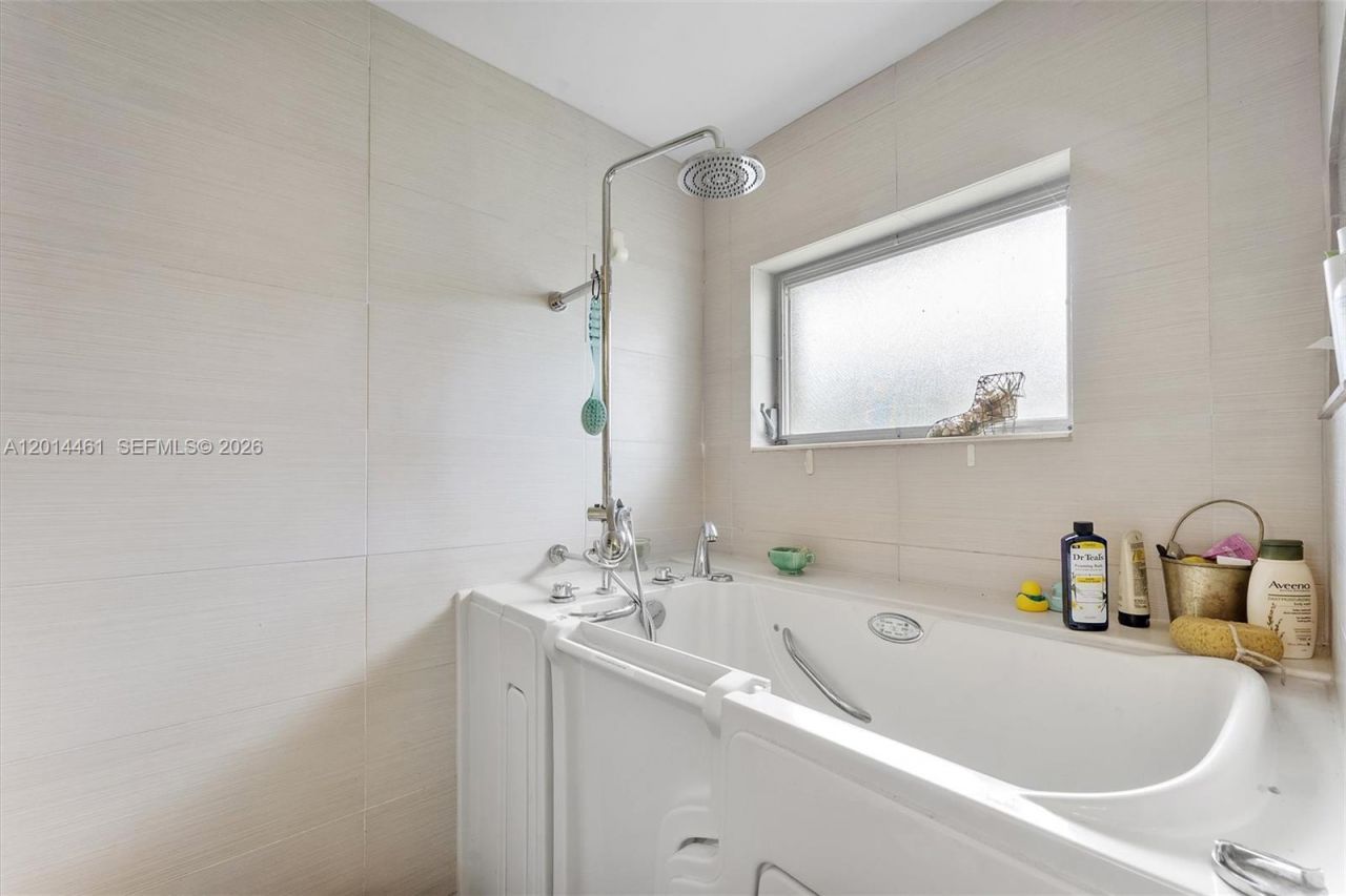 2638 E Gately Dr E, Unit 85, West Palm Beach, FL 33415 Photo