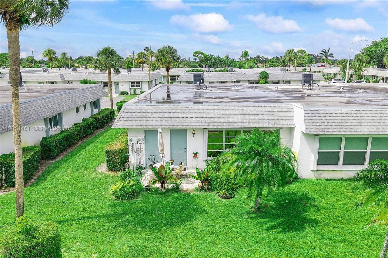 2638 E Gately Dr E, Unit 85, West Palm Beach, FL 33415 Photo