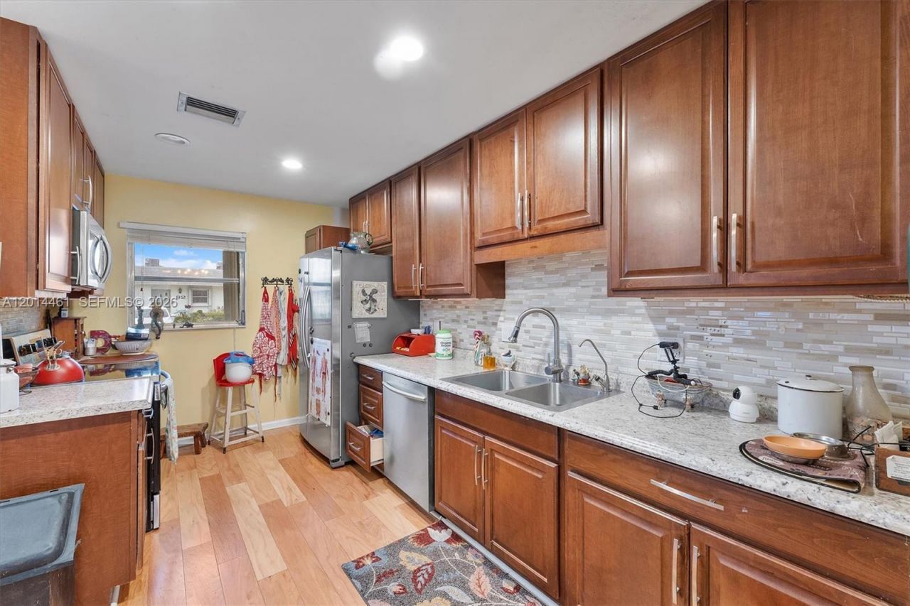2638 E Gately Dr E, Unit 85, West Palm Beach, FL 33415 Photo