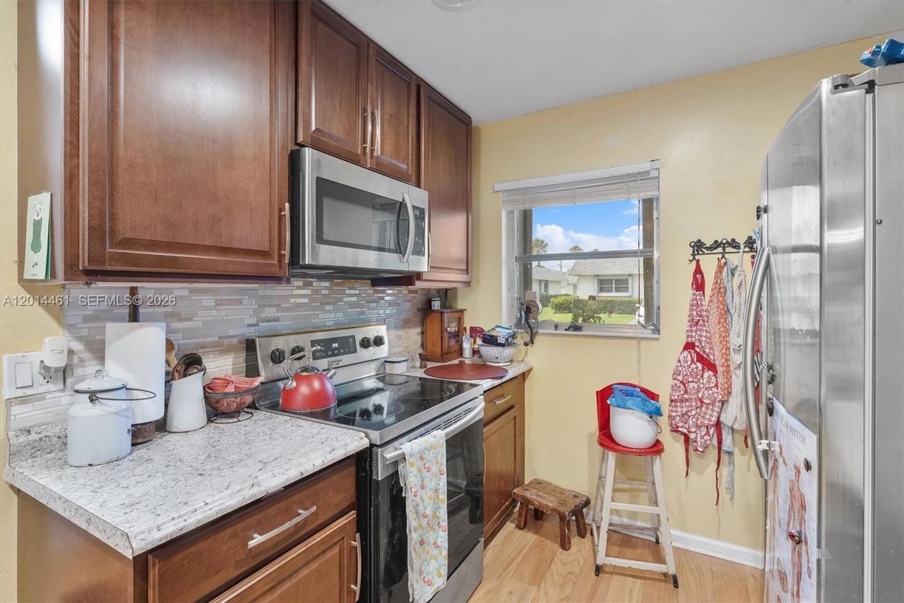 2638 E Gately Dr E, Unit 85, West Palm Beach, FL 33415 Photo