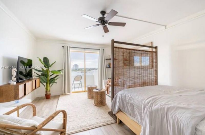 7904 West Dr , Unit 705, North Bay Village, FL 33141 Photo